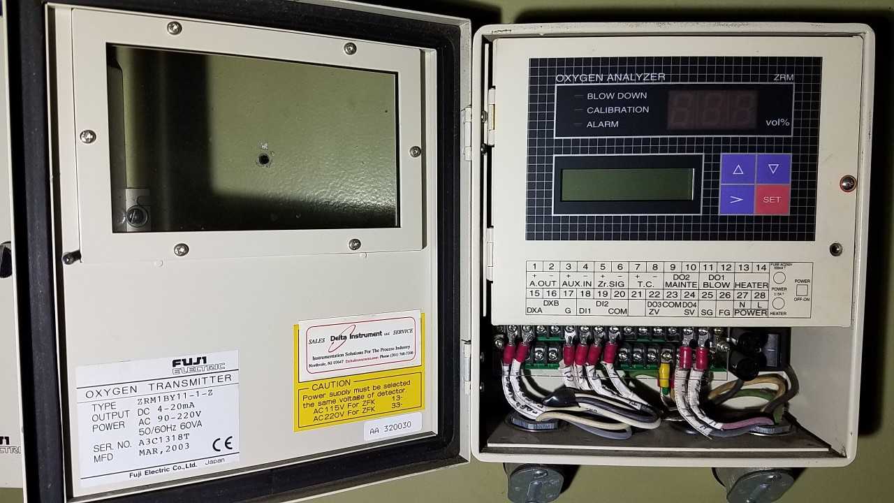 LOT OF 4 ZIRCOMAT ZRM1BY11-1-Z OXYGEN ANALYZER - MACHINING ACCESSORIES & TOOLING