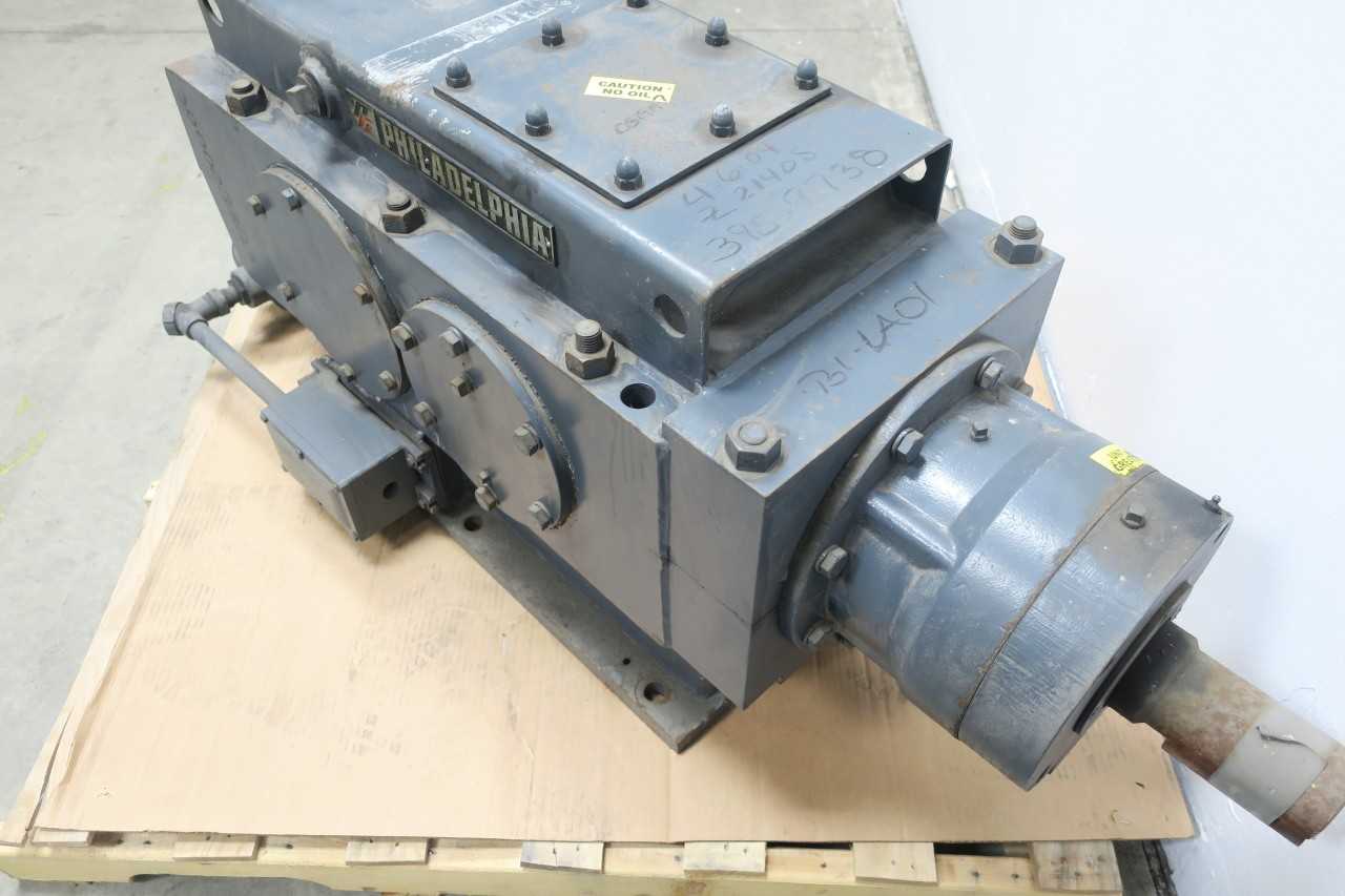 PHILADELPHIA GEAR 10HB-2 2-7/8IN 100HP 25.6:1 ENCLOSED GEAR DRIVE - GEAR REDUCERS