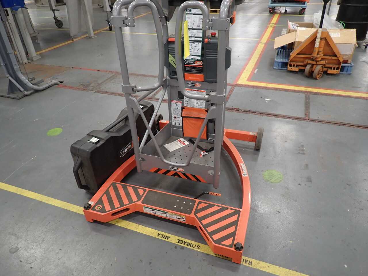 JLG FS80 Lift Pod (2536191) Ridley Park - TELESCOPIC HANDLERS