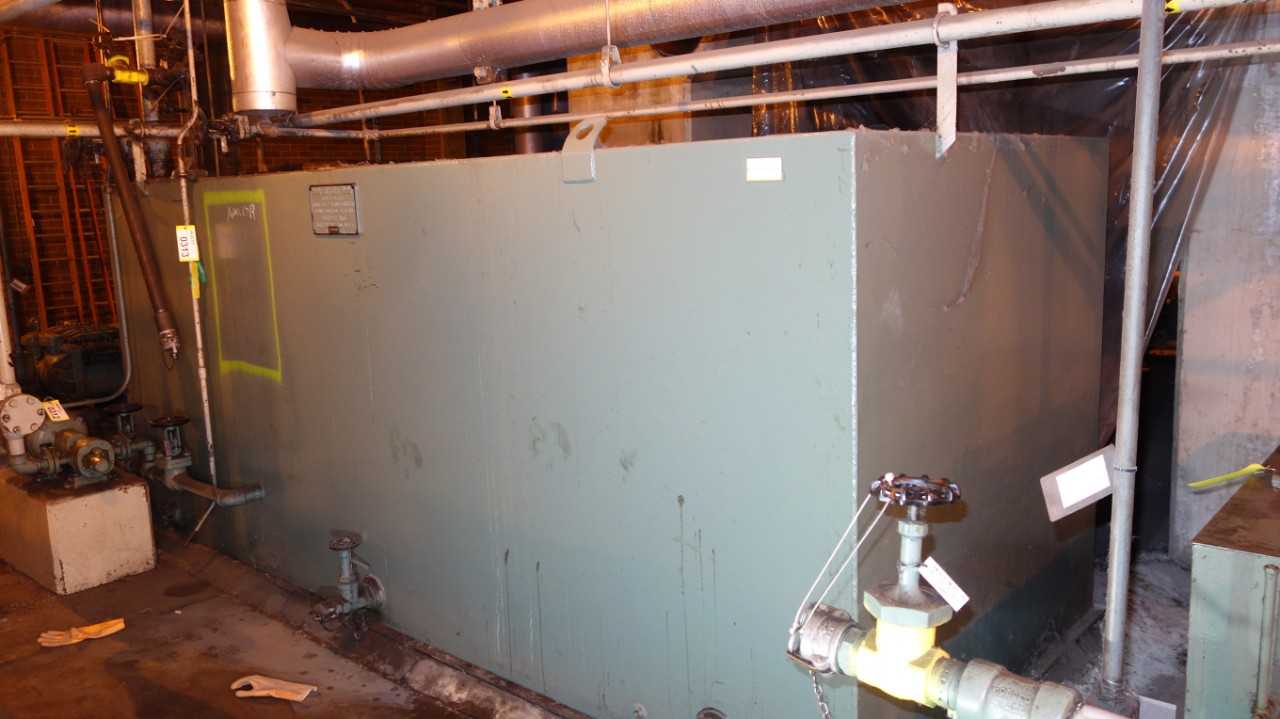 BOWSER TURBINE OIL CONDITIONER LIQUID CONTROL SYSTEM 4000GAL STORAGE TANK - PROCESS EQUIPMENT