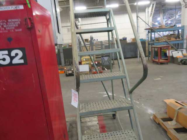 Steel Step on Wheels - MISCELLANEOUS