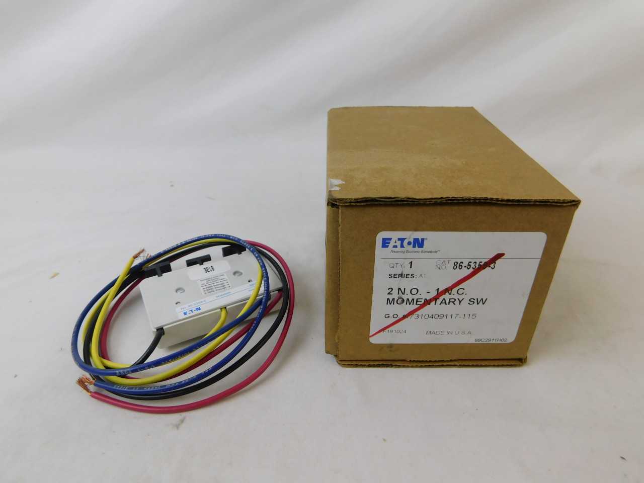 Quantity of 3 New Surplus Eaton 86-5359-3 Switch Momentary - ELECTRICAL COMPONENTS Quantity of 3 New Surplus Eaton 86-5359-3 Switch Momentary - ELECTRICAL COMPONENTS