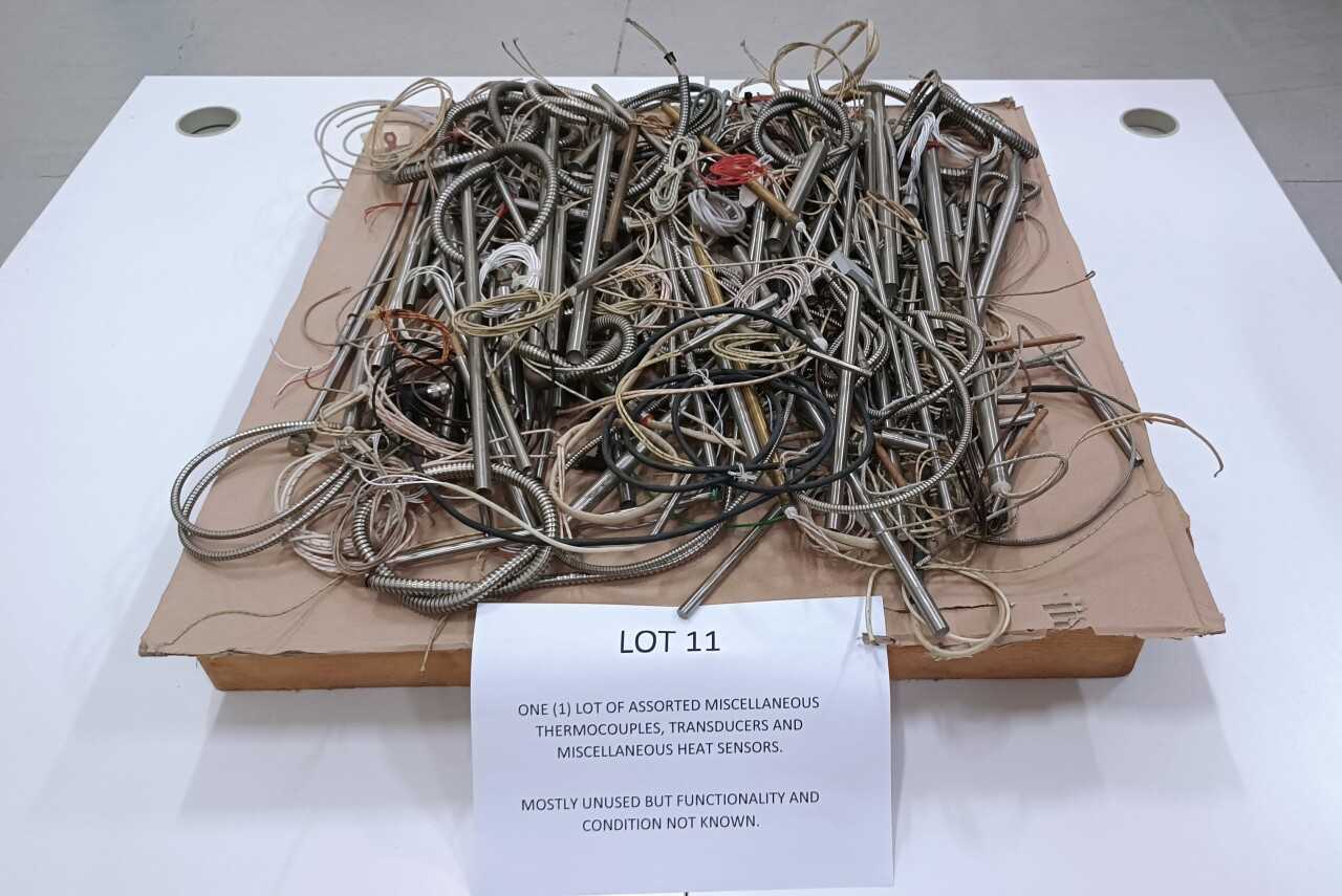 ONE (1) LOT OF ASSORTED MISCELLANEOUS THERMOCOUPLES, TRANSDUCERS AND MISCELLANEOUS HEAT SENSORS. - ELECTRICAL PARTS