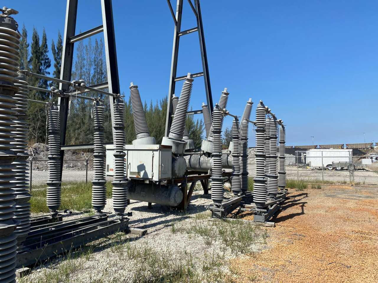 GE- Hitachi HVB 242 4000 SF6 Gas Circuit Breaker - CONTROL TRANSFORMERS