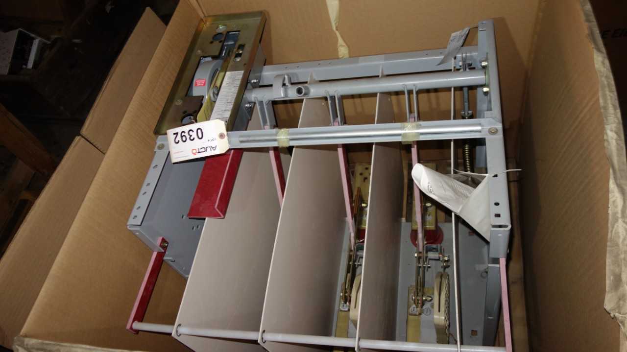 CUTLER HAMMER WFS 15KV 600A LOAD INTERRUPTER SWITCH - SWITCHGEAR