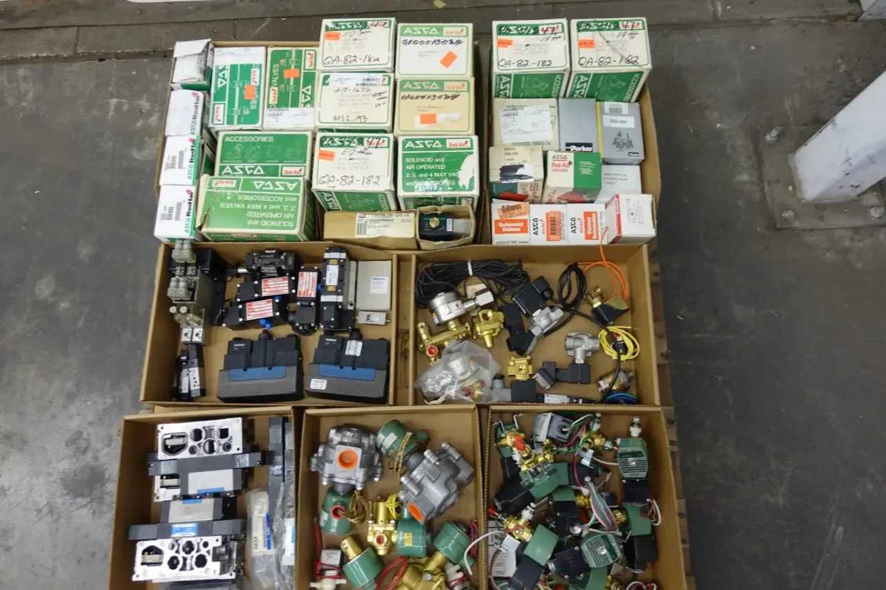 PALLET OF ASSORTED SOLENOID VALVES - SOLENOID VALVE