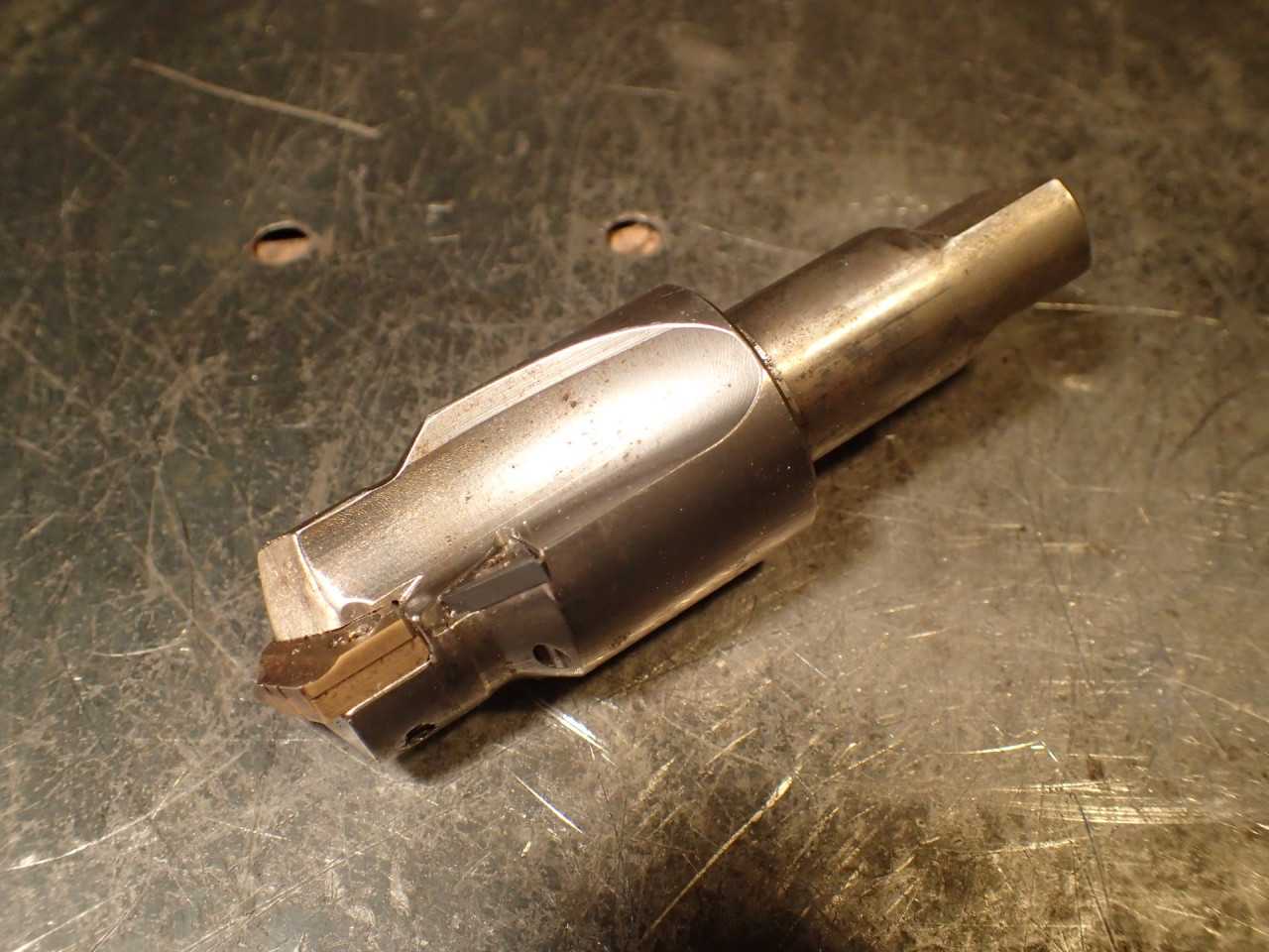 AMEC 31/32" Indexable Carbide Spade Drill 1-1/4" 90 Degree Countersink 3/4 Shank - MACHINING EQUIPMENT PARTS