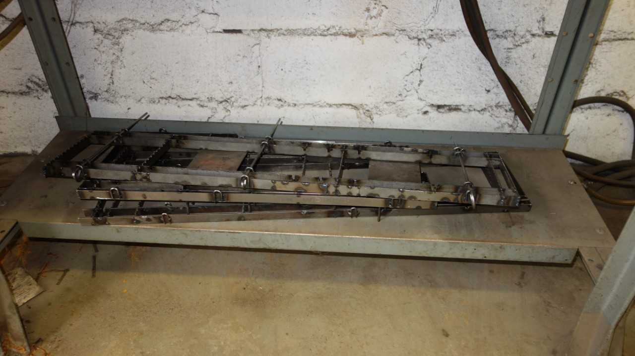 PROFESSIONAL STEEL TABLE DESK WITH CONTENTS - PLANT & FACILITY