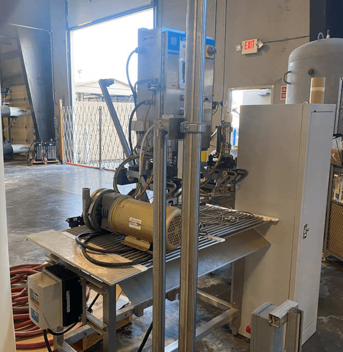 Liqui-box 2-headed filler - PACKAGING