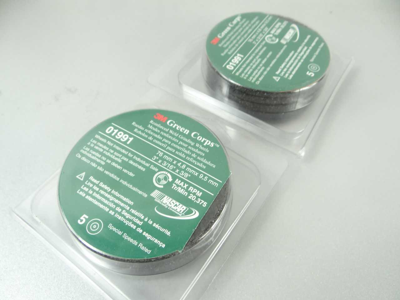 2 NEW Packs of 3M Reinforced Weld Grinding Wheels - GRINDING WHEELS
