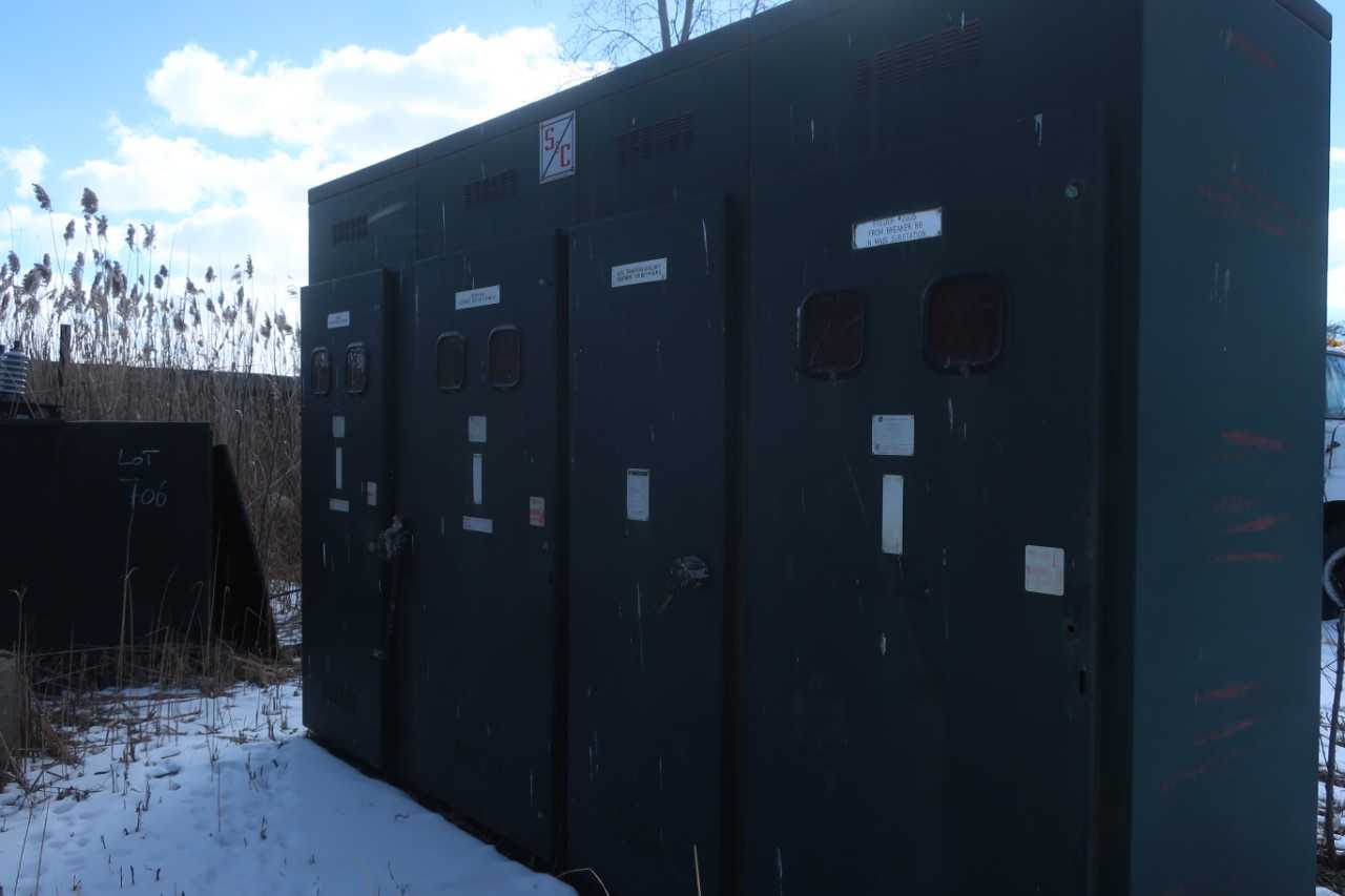 S&C ELECTRIC OUTDOOR SWITCHGEAR 13.8V, 3P, 1200A, 60CY, 95KV - SWITCHGEAR