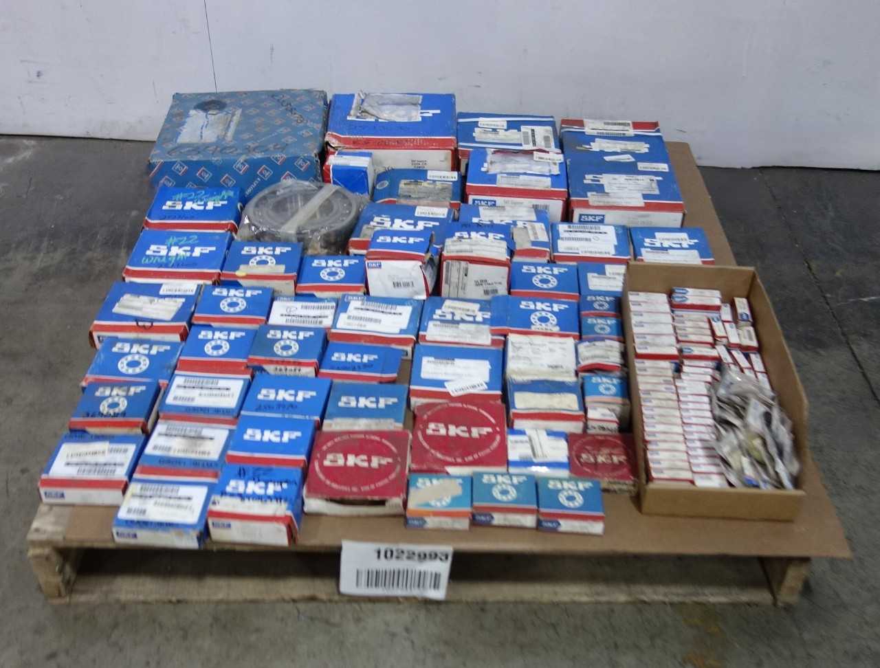 LOT OF ASSORTED SKF BEARINGS - BEARINGS