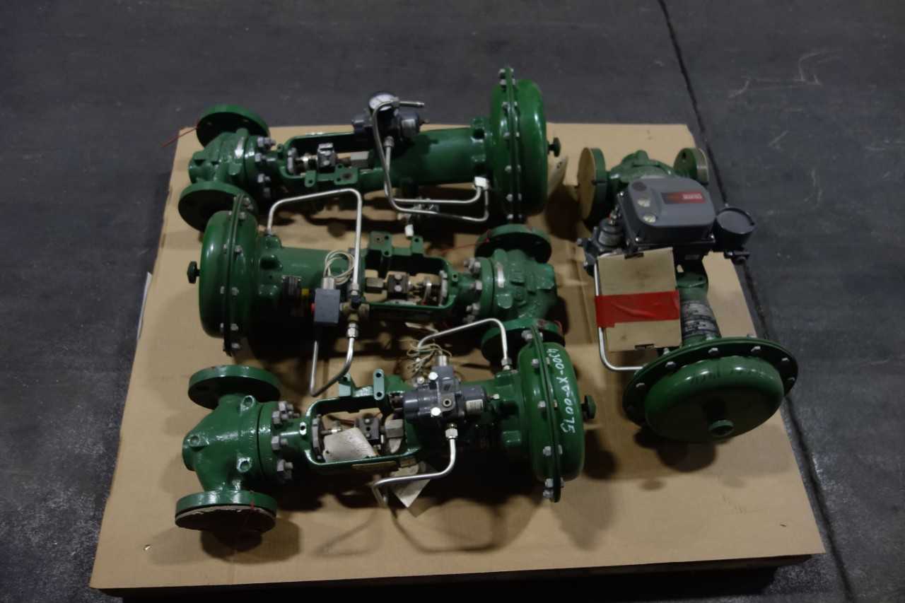 LOT OF FISHER PNEUMATIC CONTROL VALVES - CONTROL VALVE