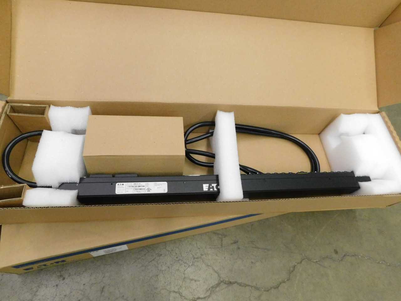 Lot of 2 ePDU's - AUTOMATION & CONTROLS