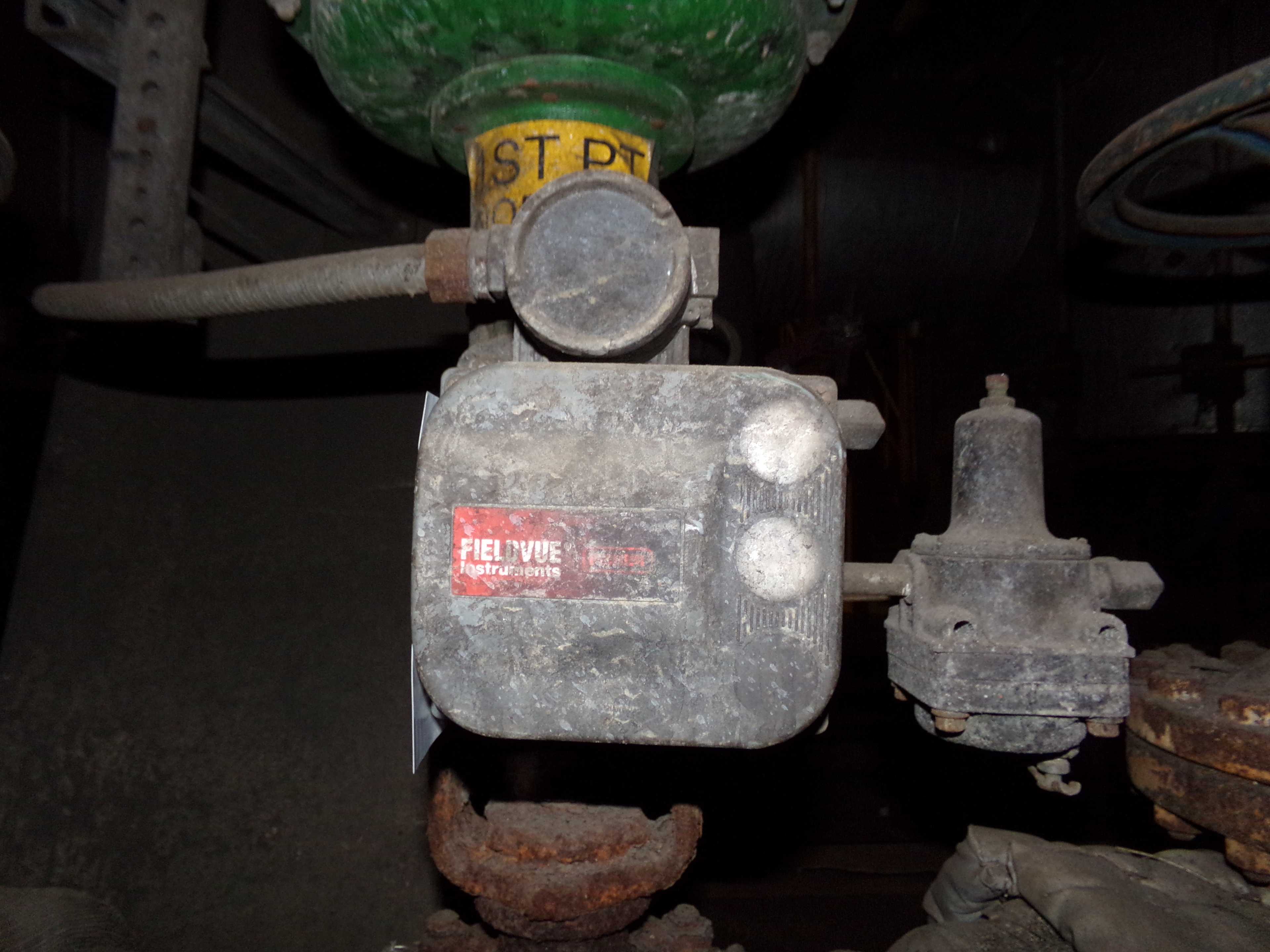 FISHER CONTROLS DVC6010 FIELDVUE POSITIONER - CONTROL VALVE