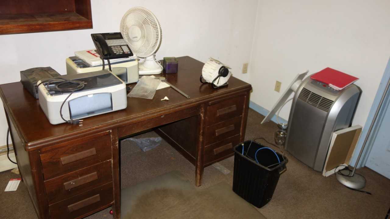 CONTENTS OF ROOM, DESK, FURNITURE, SHREDDER, CABINETS, FURNISHINGS (DOES NOT INCLUDED COMPUTERS, PRINTERS) - PLANT & FACILITY