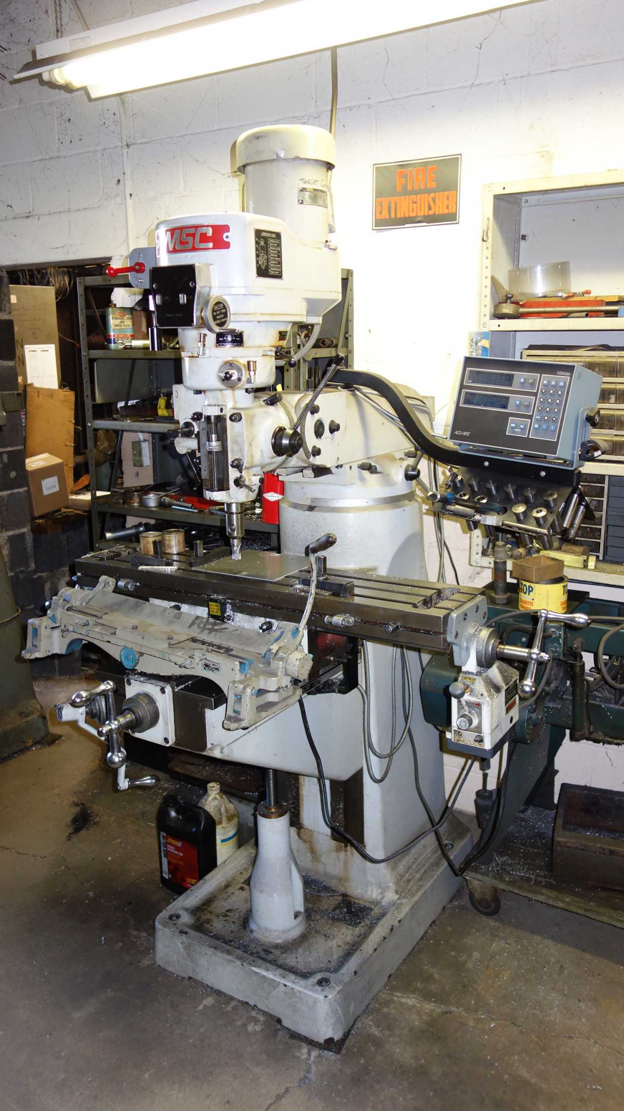 MSC VARIABLE SPEED VERTICAL MILLING MACHINE 220V-AC W/ ACU-RITE MILLMATE CONTROLLER - VERTICAL MILLING MACHINES