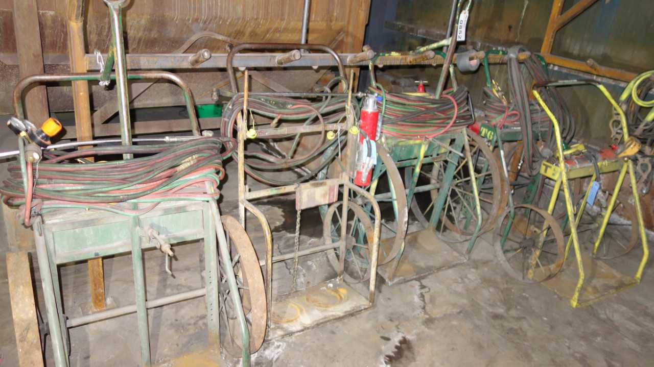 LOT OF 5 TORCHING/CUTTING CARDS WITH HOSES, CABLES - MISCELLANEOUS