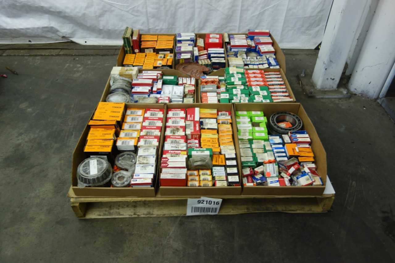 PALLET OF ASSORTED ROLLER BEARINGS - BEARINGS