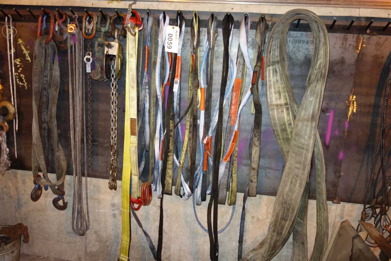 LOT OF ASSORTED RIGGING POLYSTER SLINGS - LIFTING EQUIPMENT