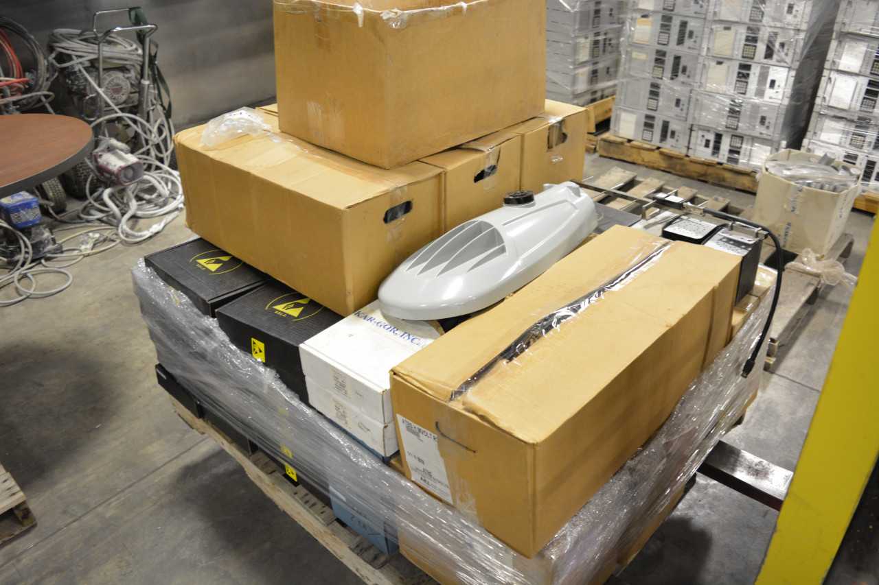 Lot of Communications Cards/Transmitters/Traffic Control Equipment - AUTOMATION & CONTROLS