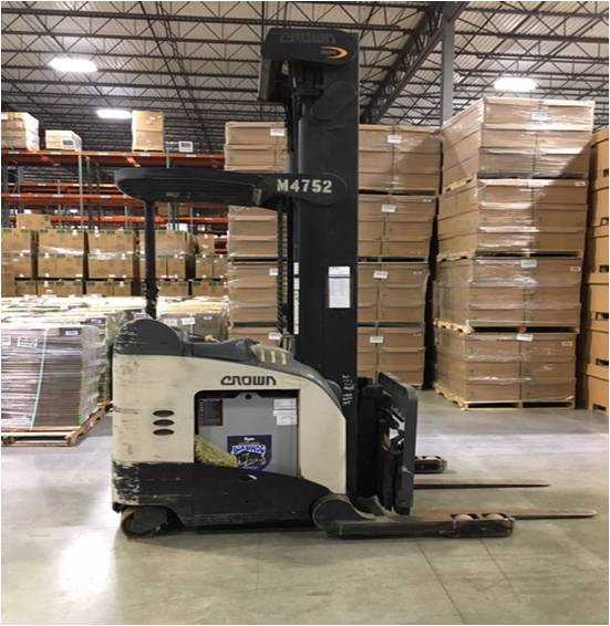 2005 Crown RD5225-30 double deep reach truck, Hebron, KY - FORKLIFTS