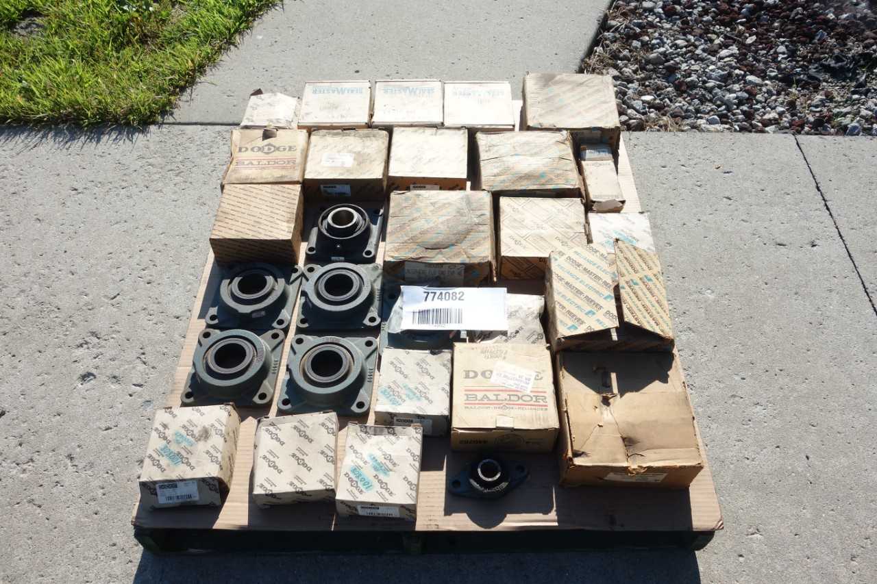 1 PALLET OF ASSORTED BEARINGS - BEARINGS