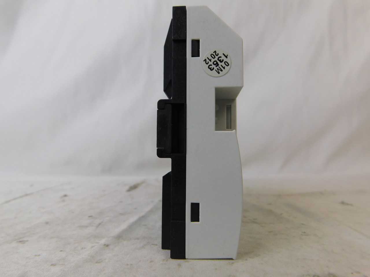Quantity of 23x MFD-AC-CP8-ME Relays - ELECTRICAL COMPONENTS