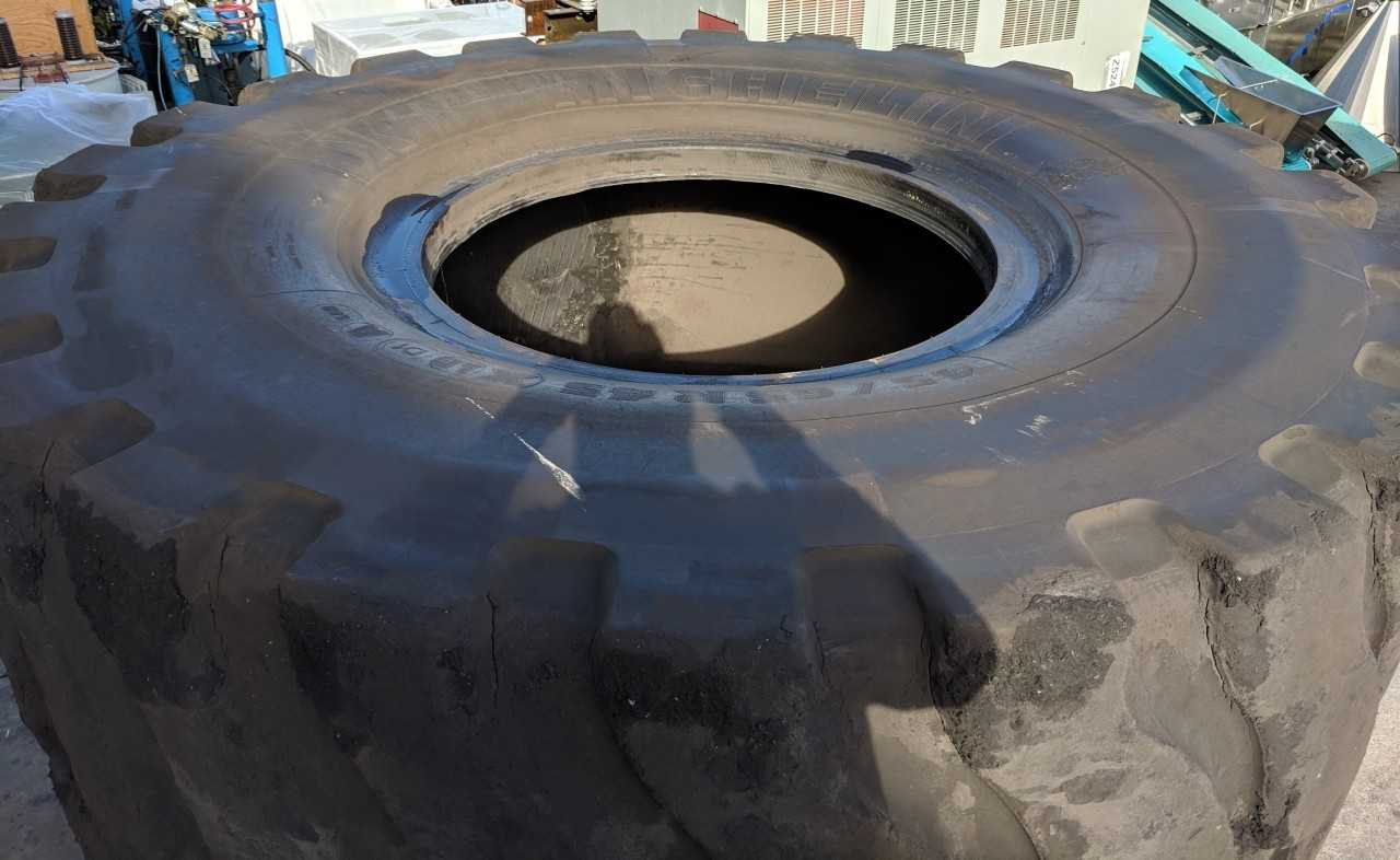 LOT OF 4 MICHELIN 45/65R45 XLDD1 LOADER TIRES - WHEEL LOADERS