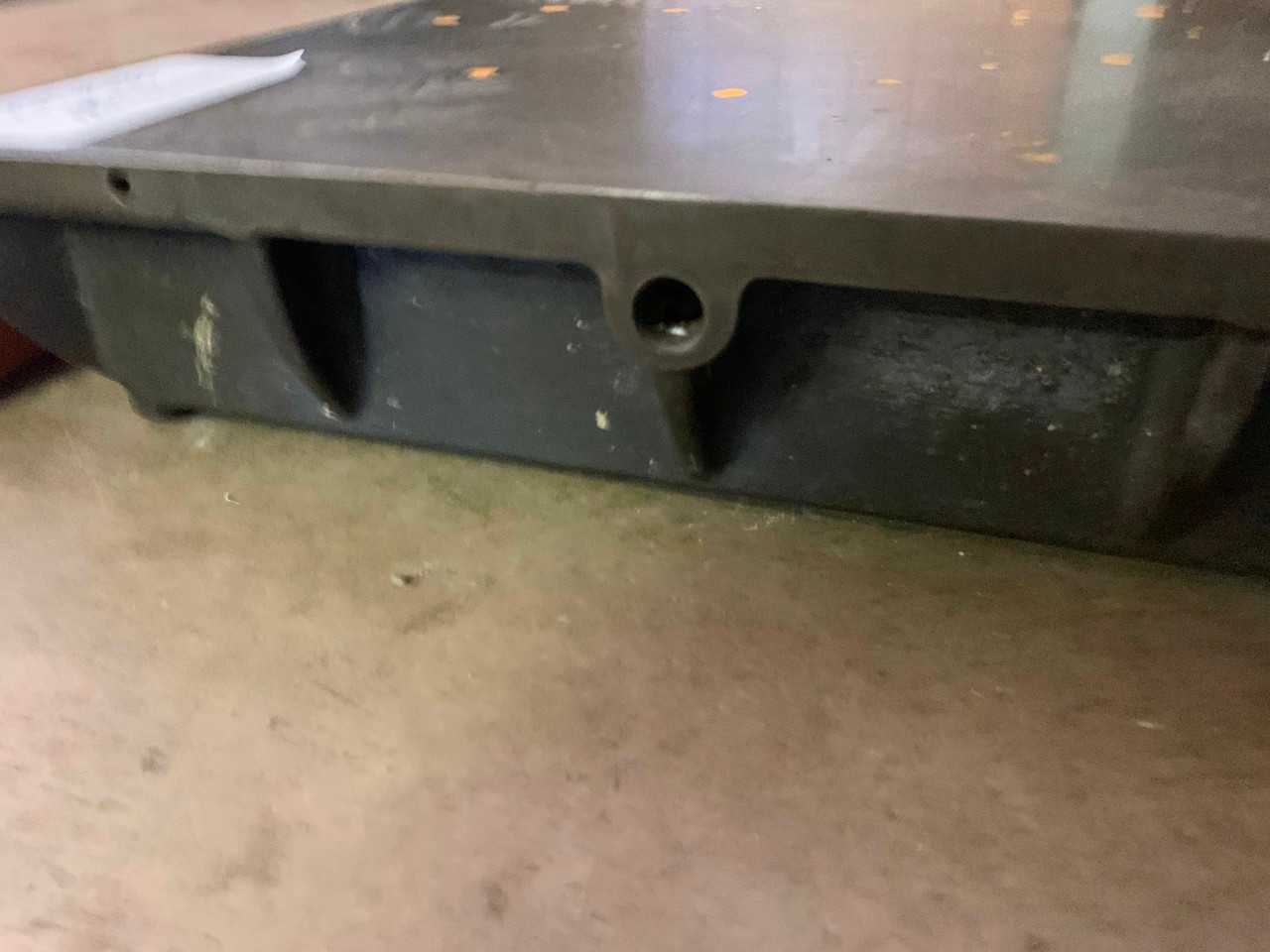 Metal Mounting Table - PLANT & FACILITY