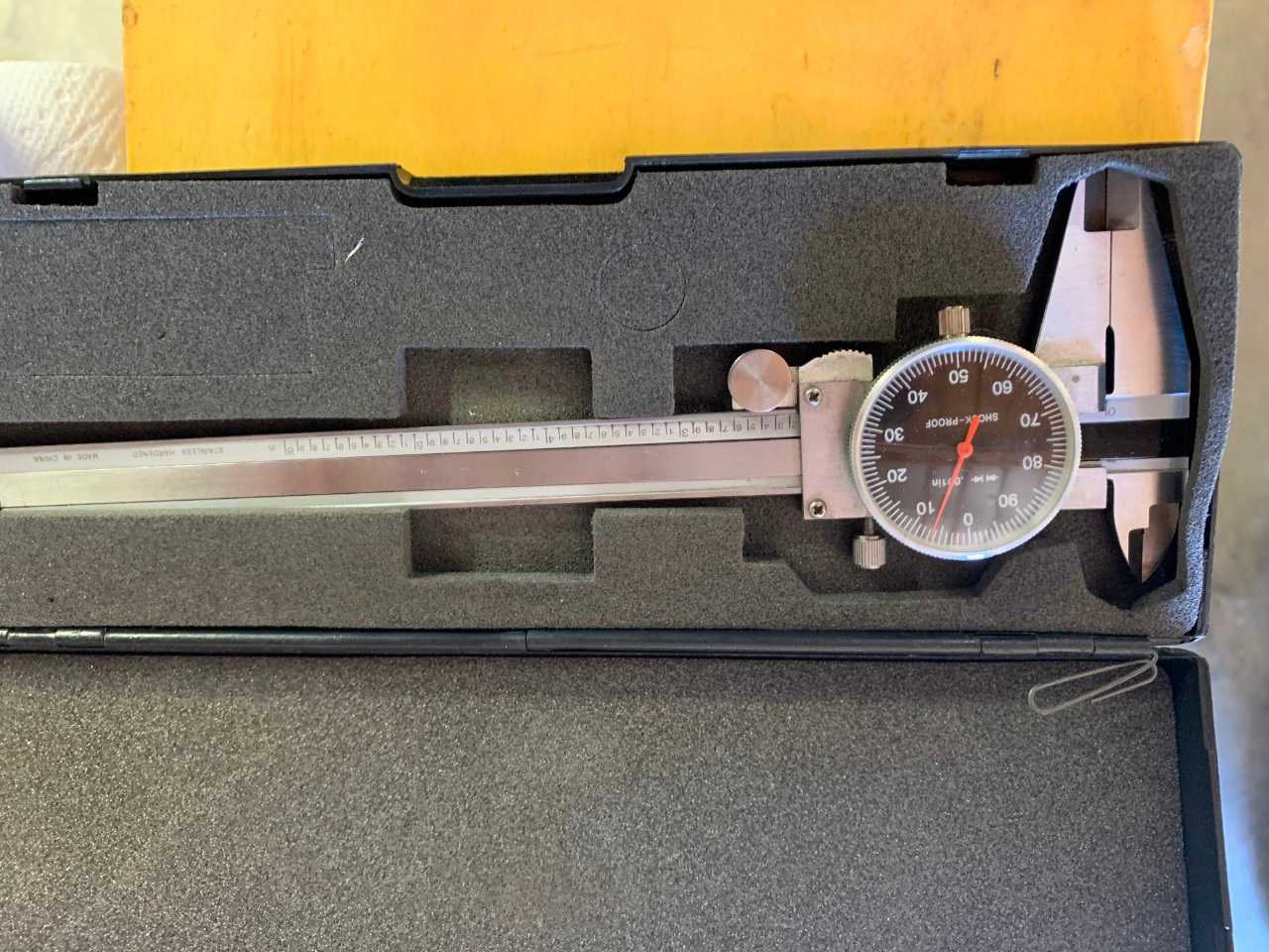 Black Face Dial Calipers - ELECTRIC POWER TOOLS