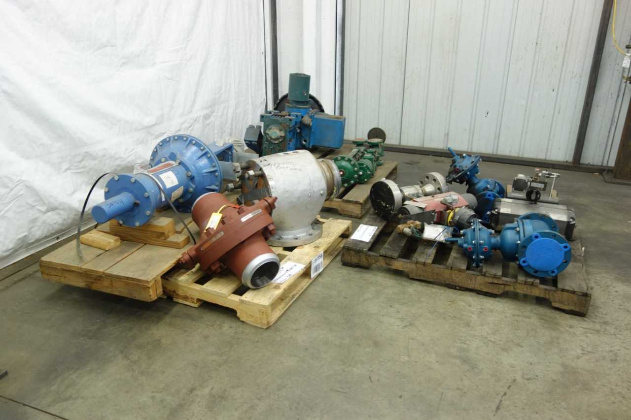 3 PALLETS OF ASSORTED VALVES AND VALVE PARTS - VALVES
