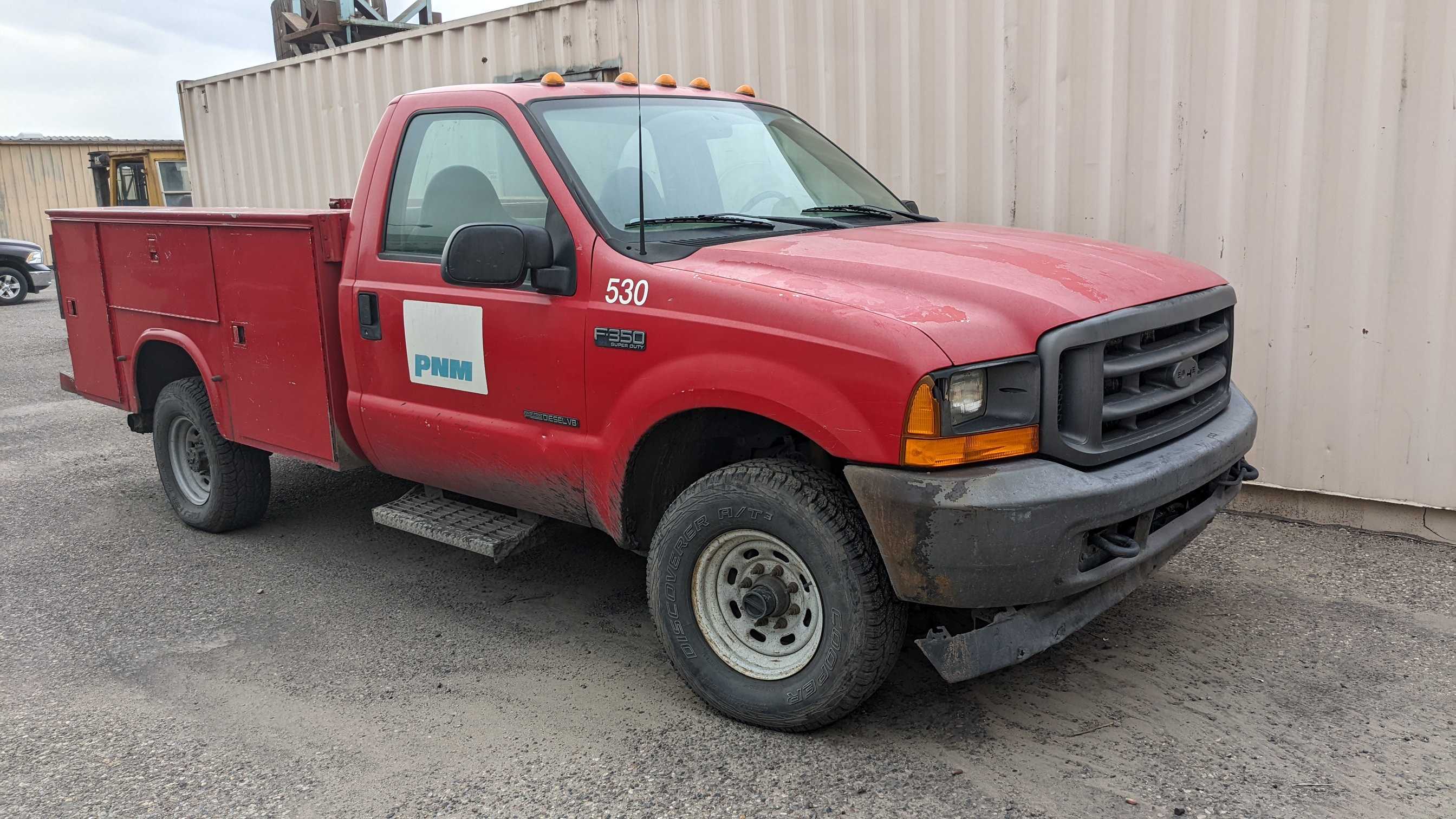 2001 FORD F350 - HYDRO EXCAVATOR TRUCKS