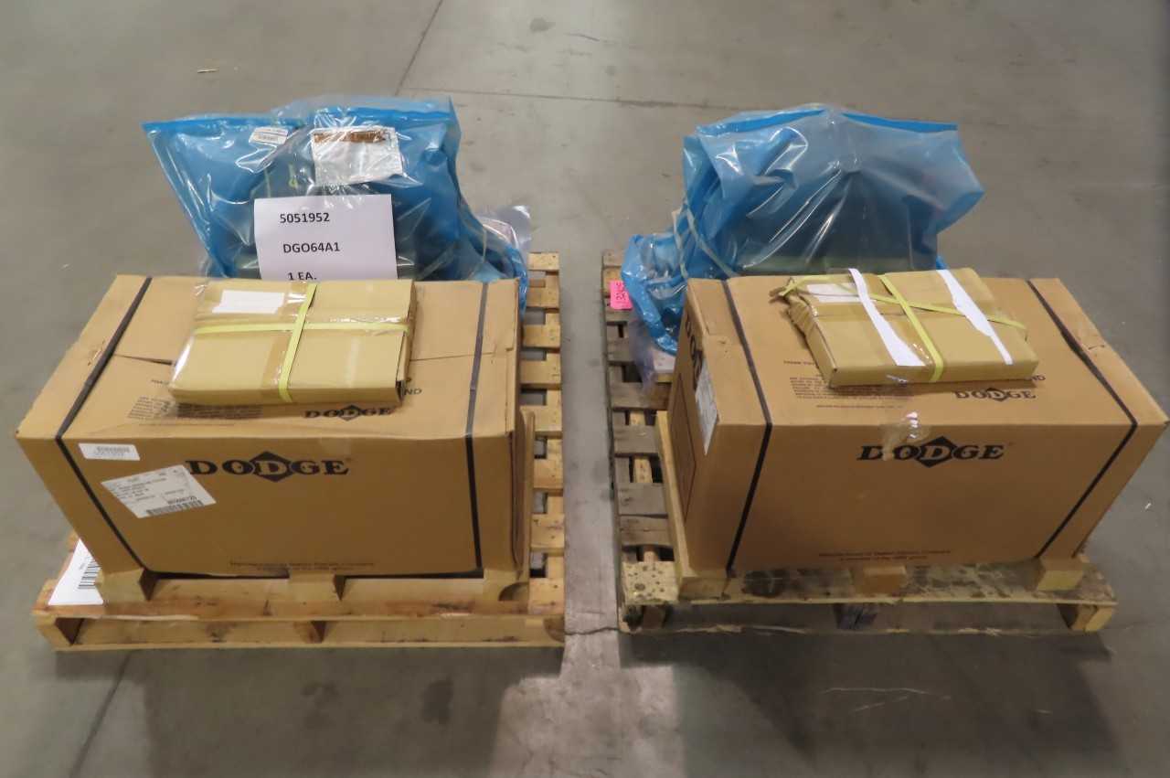 2 PALLETS OF DODGE BALDOR SLEEVOIL PILLOW BLOCK BEARING HOUSINGS AND LINERS, 2X AV05150337 132411 6IN HOUSINGS, 2X AV06150800 132425 6IN LINERS - BEARINGS