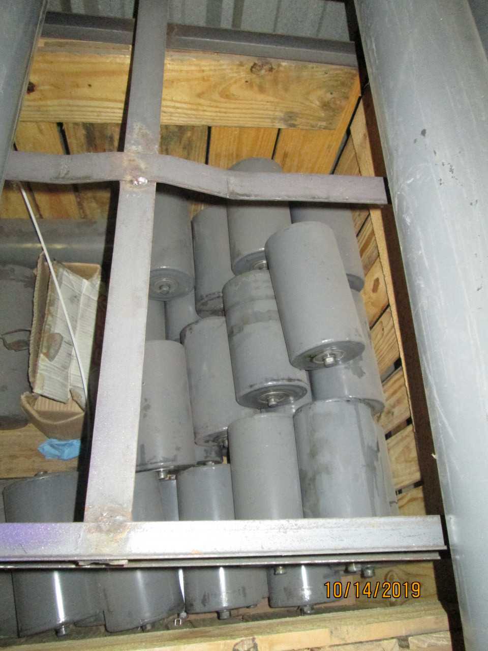 LOT OF ASSORTED STEPHEN-ADAMSON CEMA C CONVEYOR IDLERS - MATERIAL HANDLING