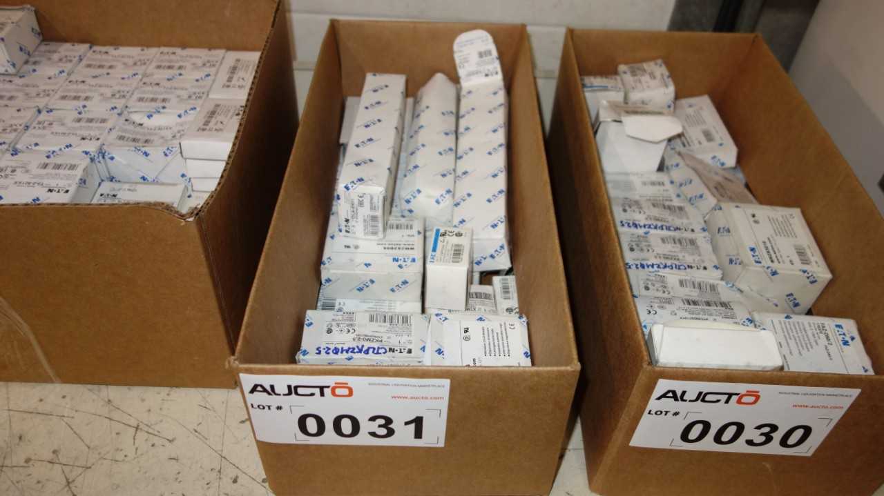 1 BOX OF EATON / CUTLER HAMMER ELECTRICAL - ELECTRICAL COMPONENTS