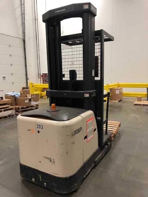 2009 Crown SP3500 order picker, LaVergne (Nashville), TN - ORDER PICKER