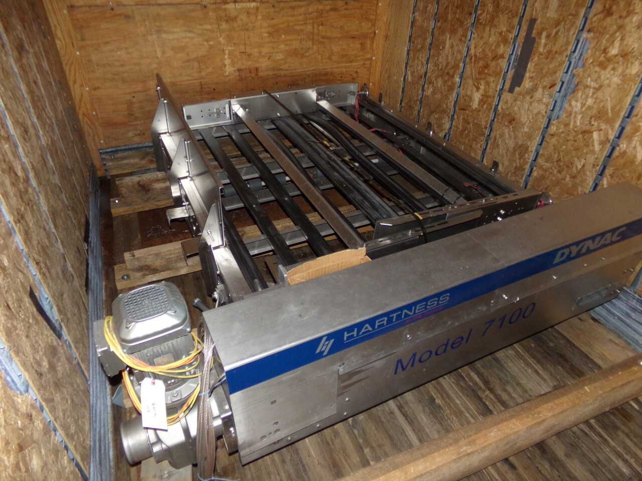 2017 Dynac 7100 Accumulation Table - FOOD & BEVERAGE