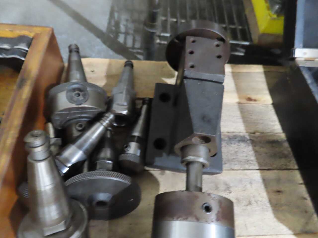 Drill chucks and Misc. (lot) - MACHINING ACCESSORIES & TOOLING