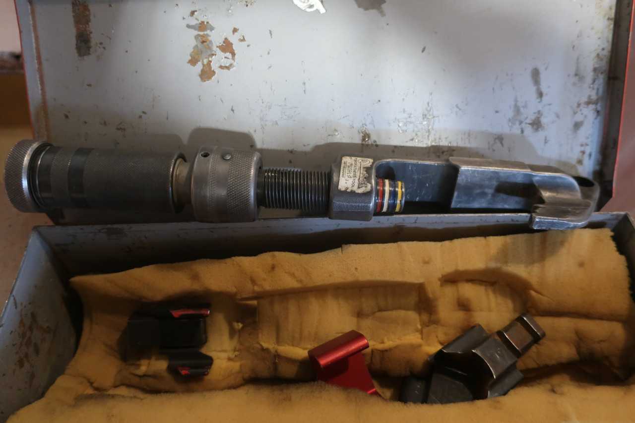 AMPACT TOOL - ELECTRIC POWER TOOLS