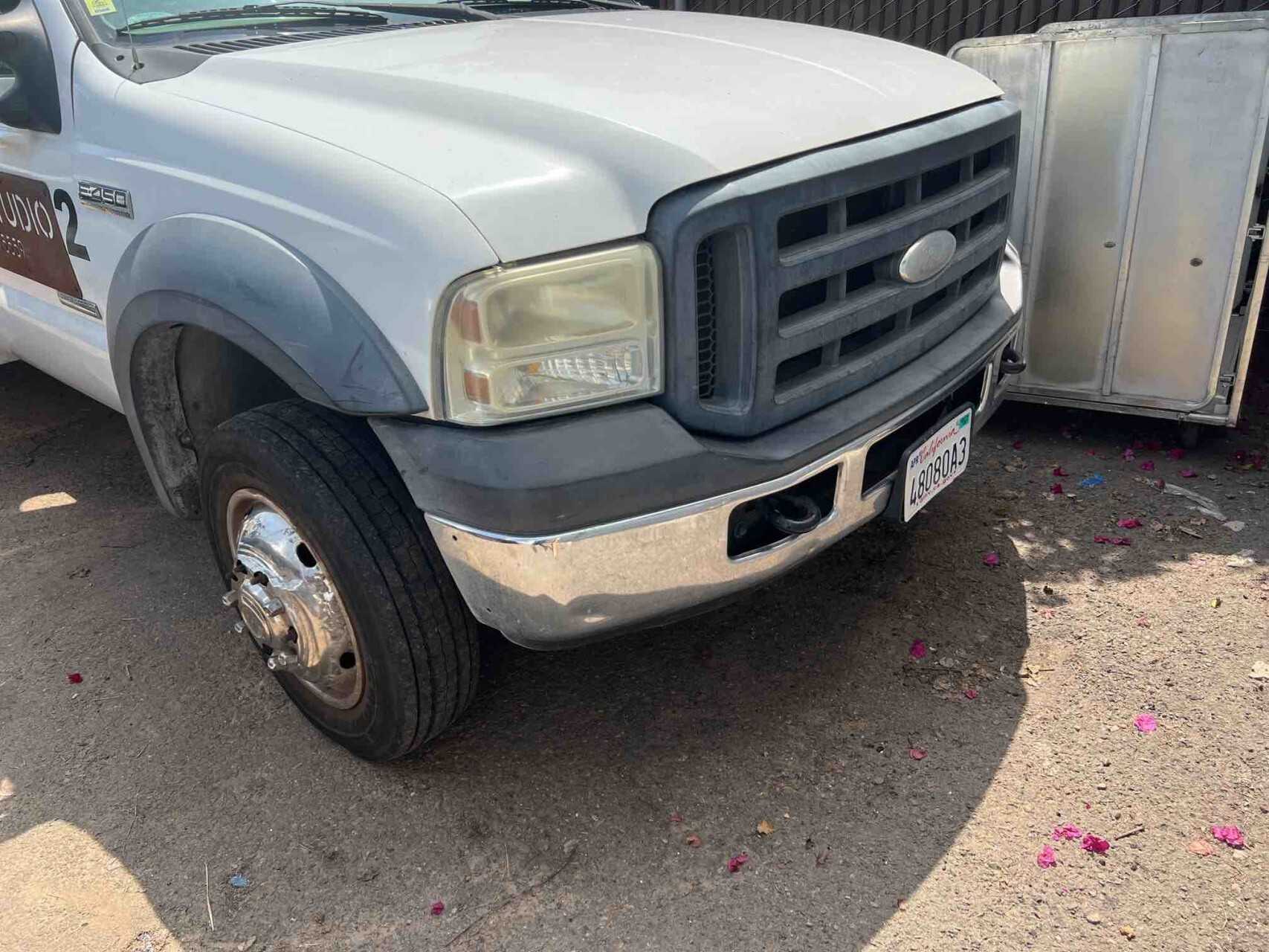 2006 Ford F450 12' Flatbed Powerstroke Diesel Truck - HYDRO EXCAVATOR TRUCKS