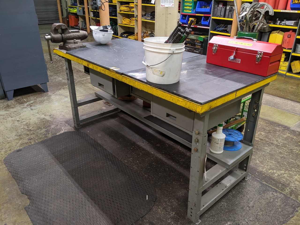 6' x 3' steel work bench with Wilton 6" vise - PLANT & FACILITY 6' x 3' steel work bench with Wilton 6" vise - PLANT & FACILITY