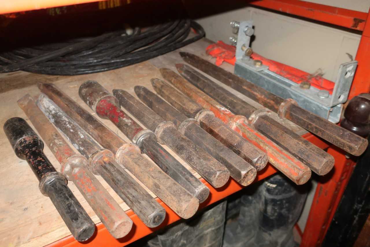 LOT OF ASSORTED JACK HAMMER IMPACT BITS, BRUNNER - ELECTRIC POWER TOOLS