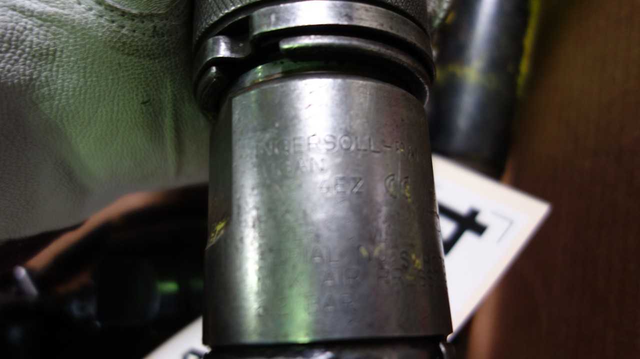 INGERSOLL RAND PNEUMATIC HAMMER DRILL - PNEUMATIC POWER TOOL