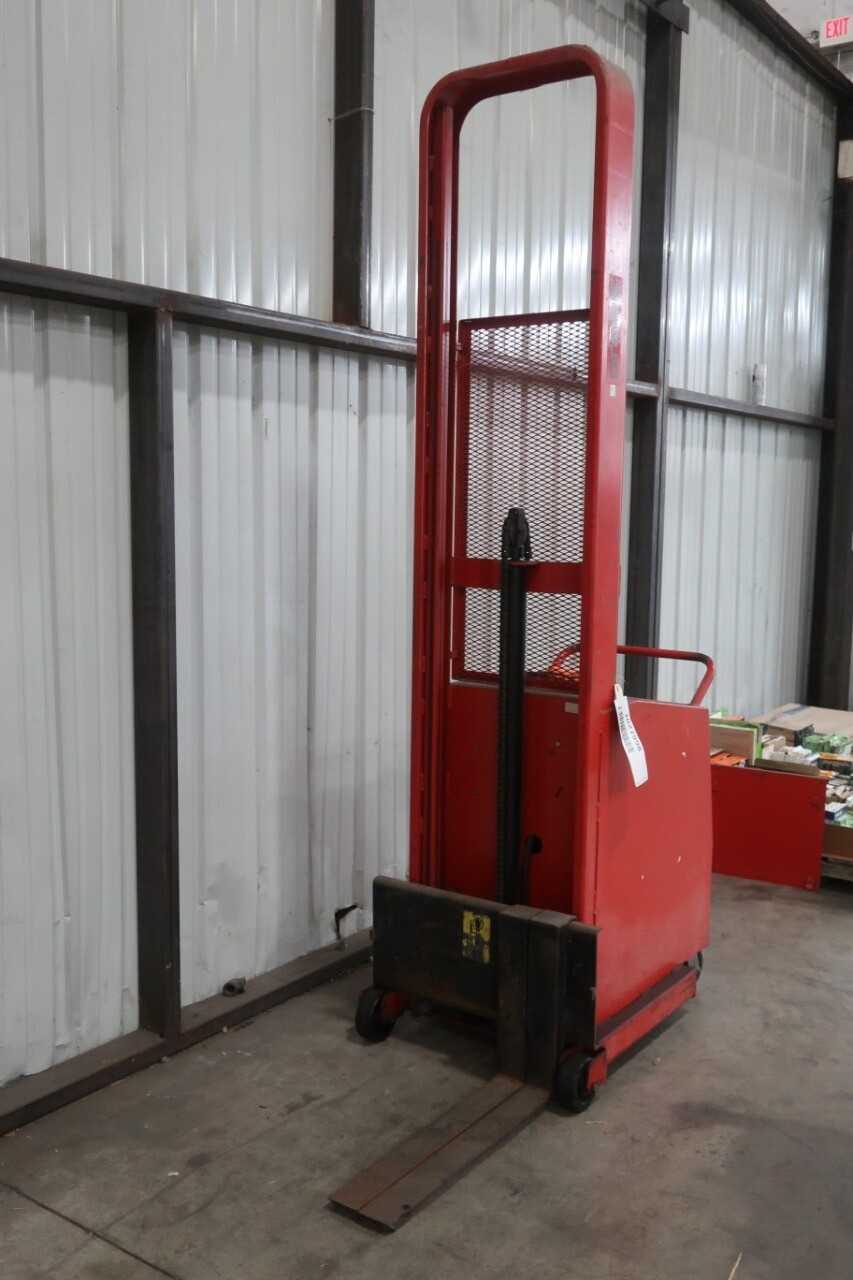 WESCO PCB FL-76-25 POWER COUNTER-BALANCE LIFT STACKER - FORKLIFTS
