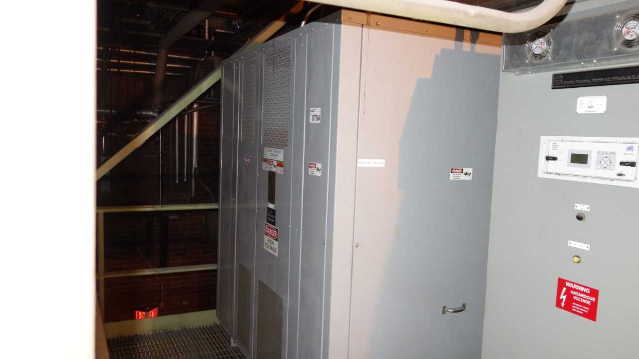 VOLTAGE TRANSFORMER AA 380KVA 2400V-AC 320V-AC DRY TYPE TRANSFORMER - CONTROL TRANSFORMERS