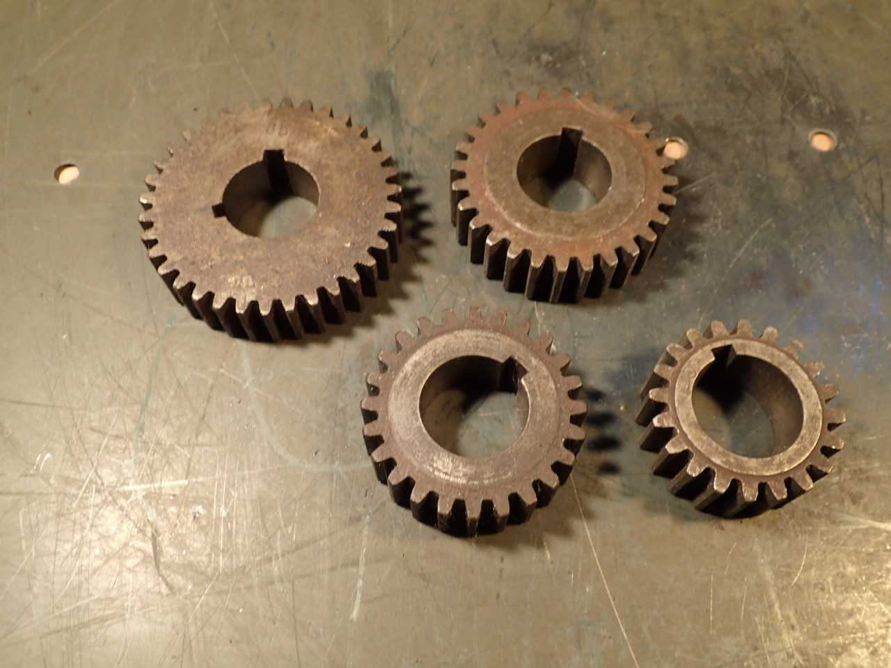 4-Piece Lot Lathe Change Gears: 1-1/8" Keyed Bore, 3/4" Thick, 20 24 28 35 Tooth - LATHE PARTS