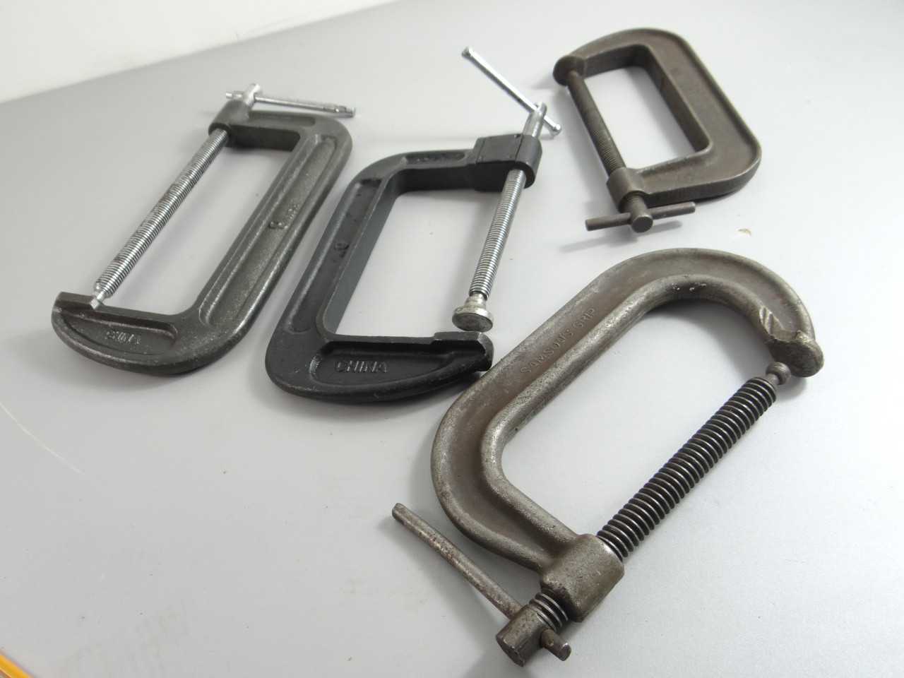 4PC Lot of Assorted C Clamps Cincinnati Samsons Pittsburgh - HAND TOOLS