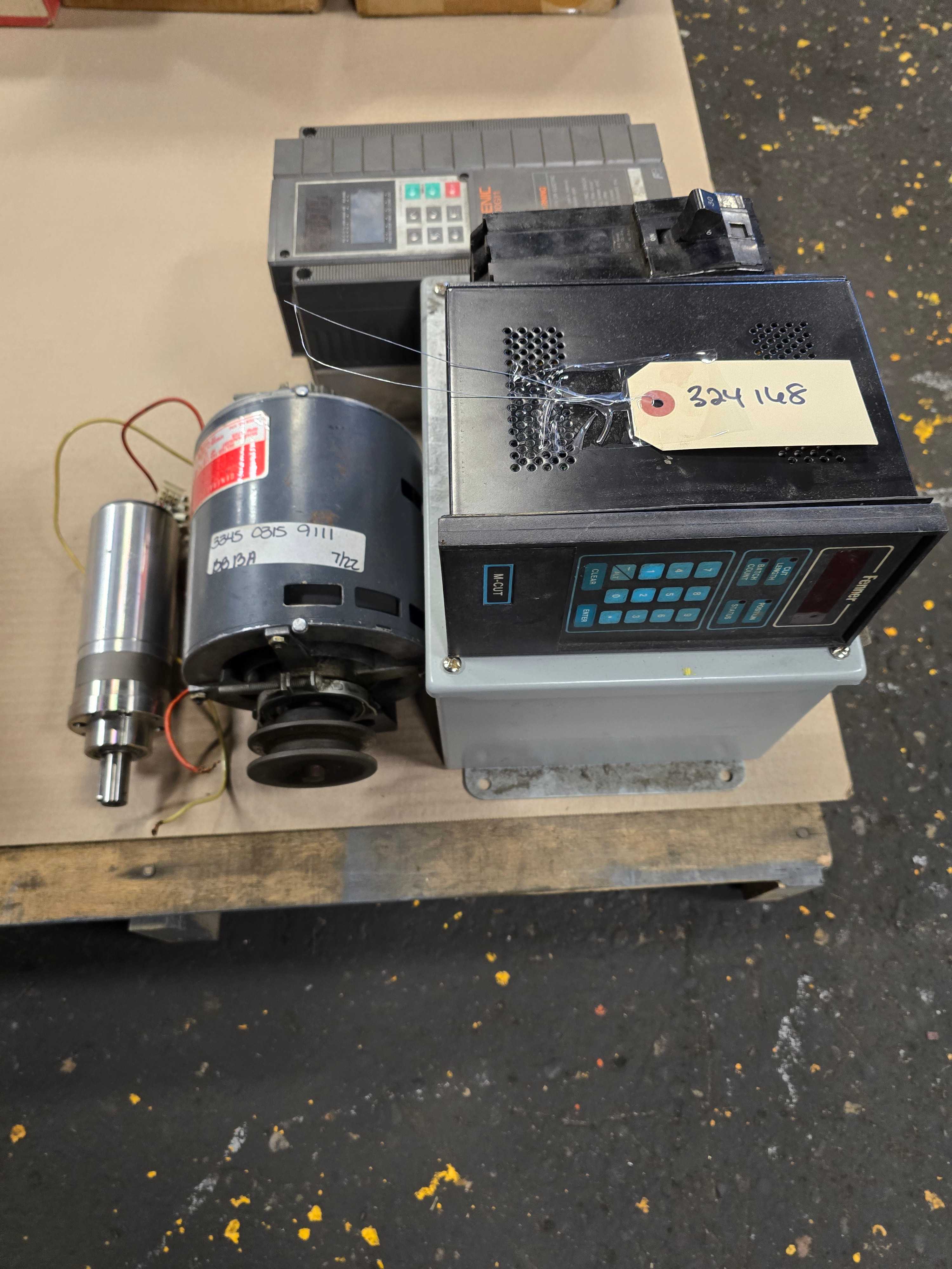 LOT OF ELECTRICAL EQUIPMENT - ELECTRICAL COMPONENTS