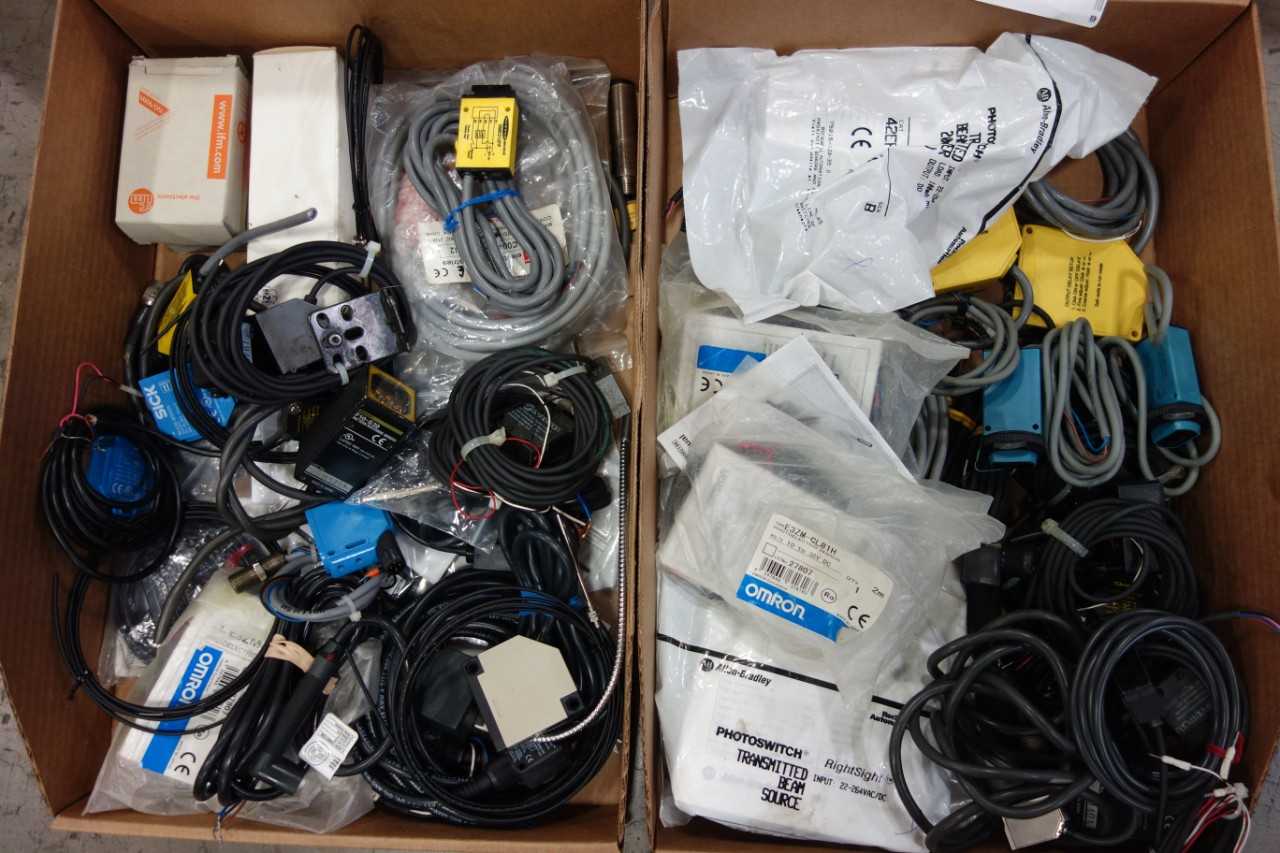 1 LOT OF PHOTOELECTRIC SENSORS- OMRON, ALLEN BRADLEY, HONEYWELL - AUTOMATION & CONTROLS